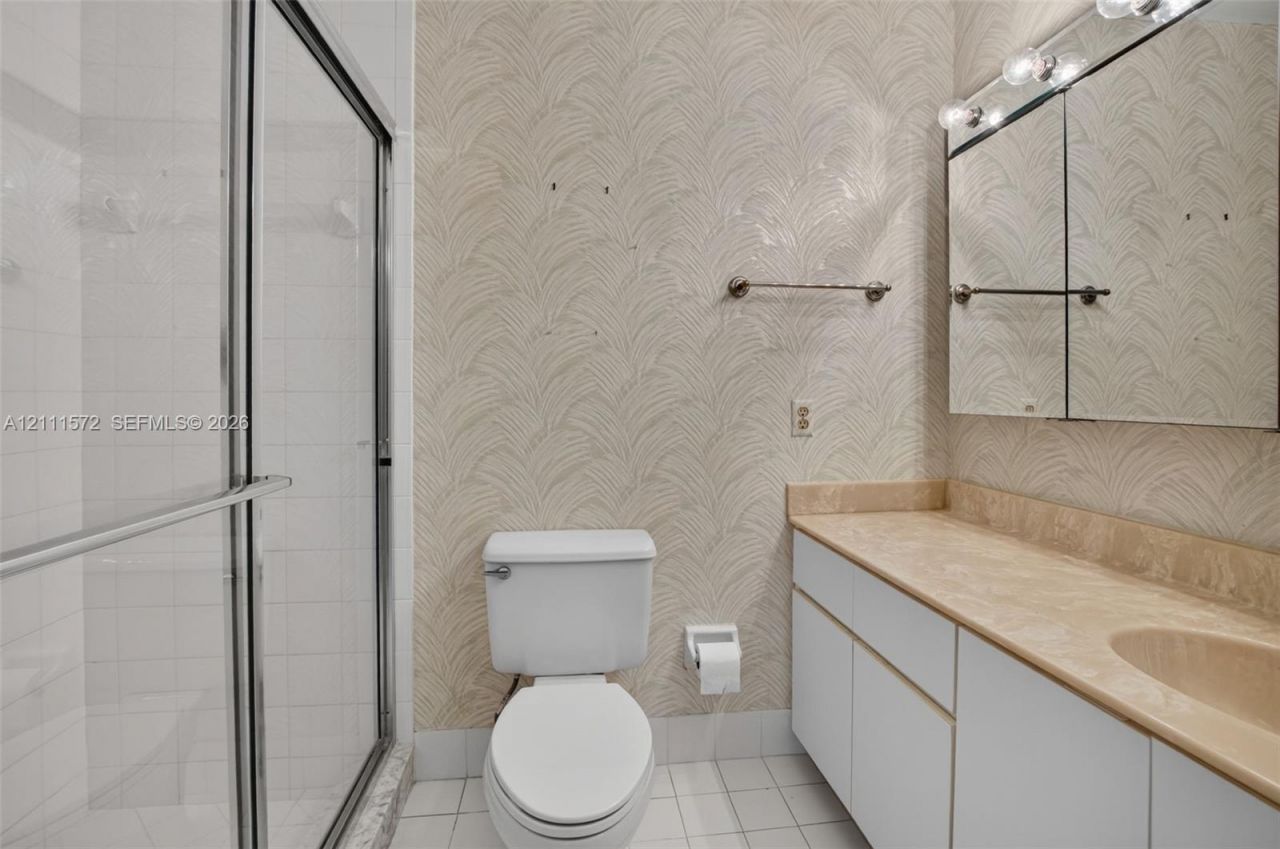 1010 E Circle Ter E , Unit A, Delray Beach, FL 33445 Photo