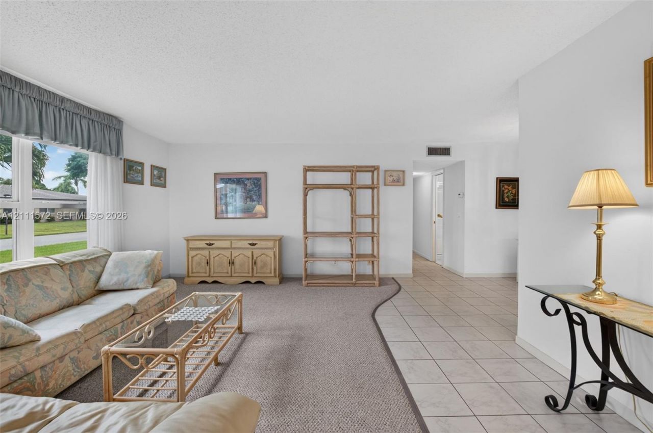1010 E Circle Ter E, Unit A, Delray Beach, FL 33445 Photo