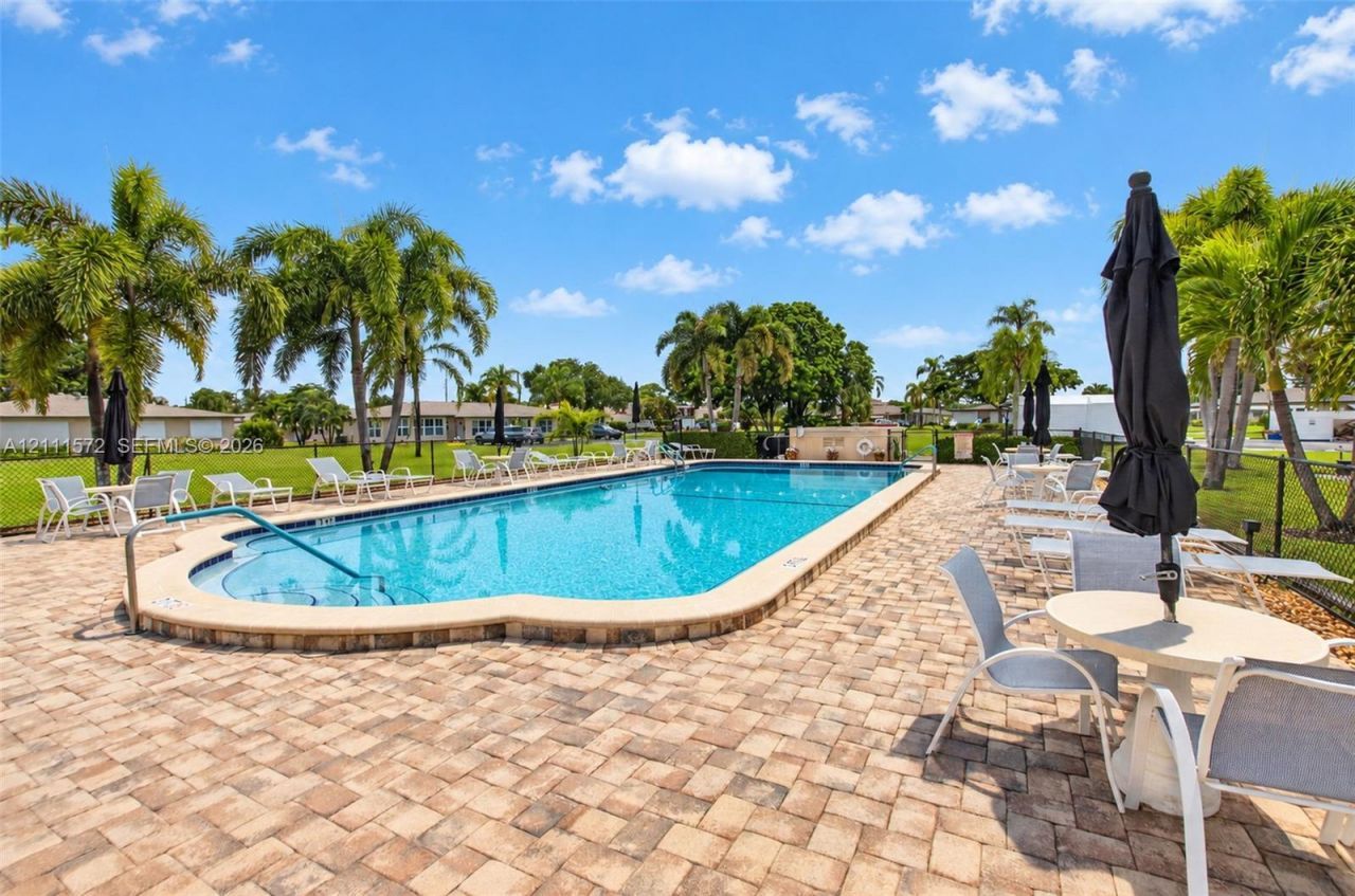 1010 E Circle Ter E, Unit A, Delray Beach, FL 33445 Photo