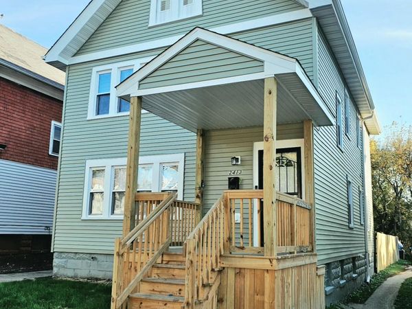 2413 W Finn Pl, Milwaukee, WI 53206