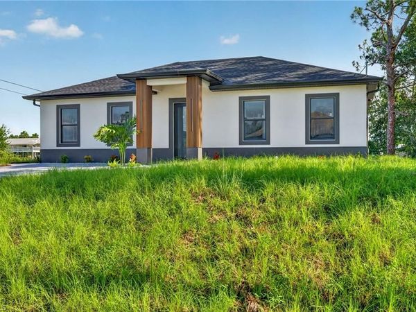 4018 10th ST SW, LEHIGH ACRES, FL 33976
