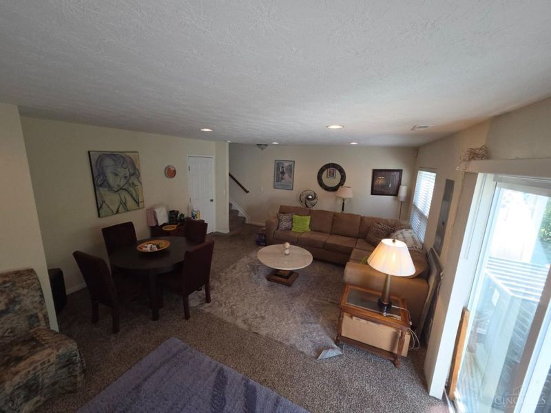 2407 Bluffcrest Lane, Cincinnati, OH 45238 Photo 4