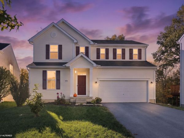 8993 Ellrod Way, Lewis Center, OH 43035