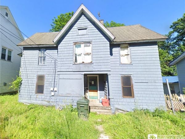 9 Eagle Street, Jamestown, NY 14701