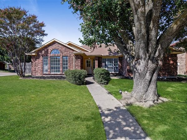 3405 Tulip Lane, Rowlett, TX 75089