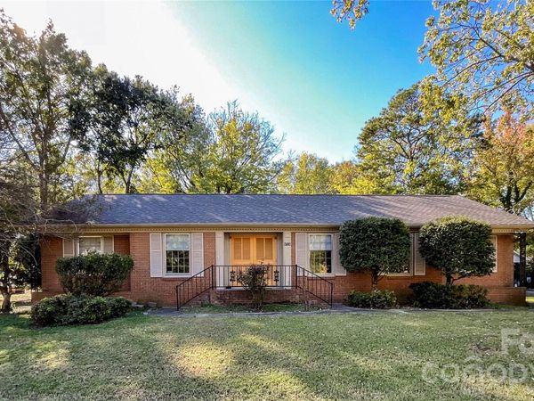 6716 Windyrush Drive , Charlotte, NC 28226
