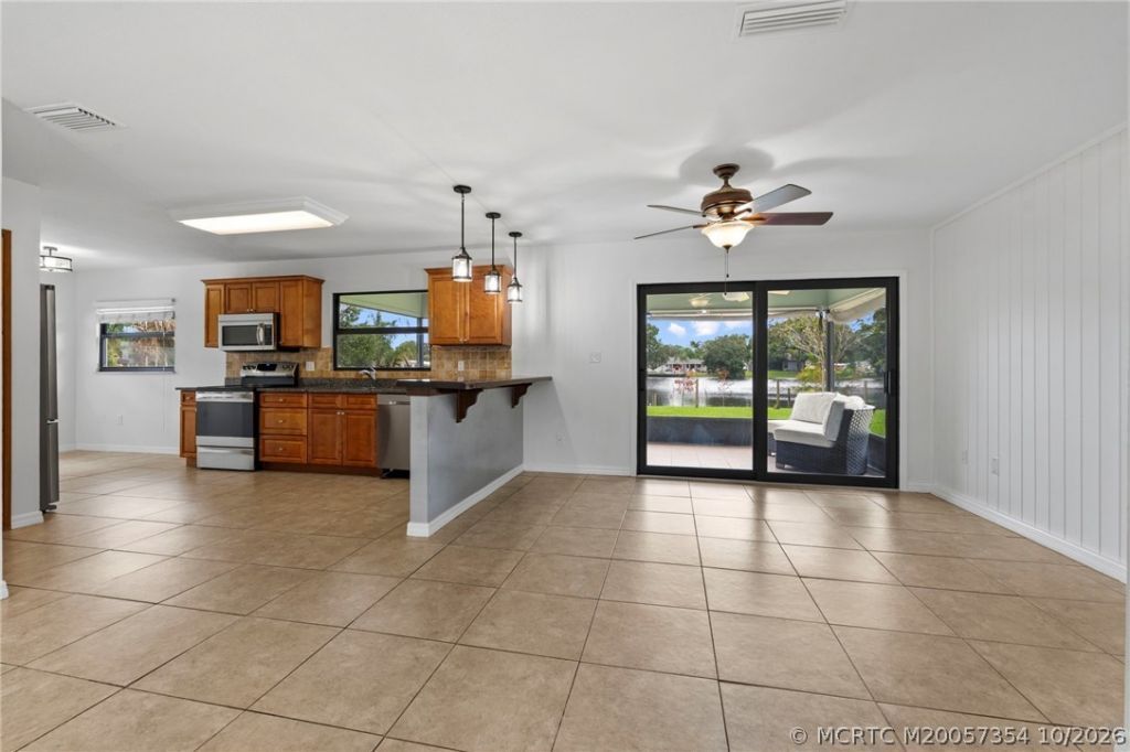 7003 Salerno Road , Fort Pierce, FL 34951 Photo
