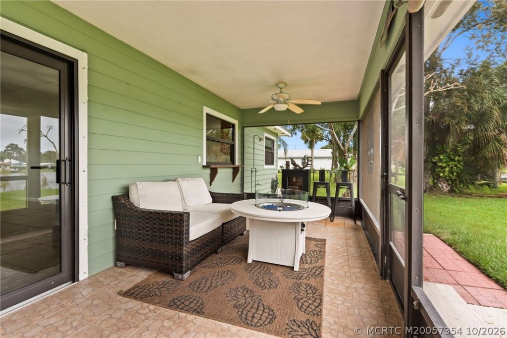 7003 Salerno Road , Fort Pierce, FL 34951 Photo