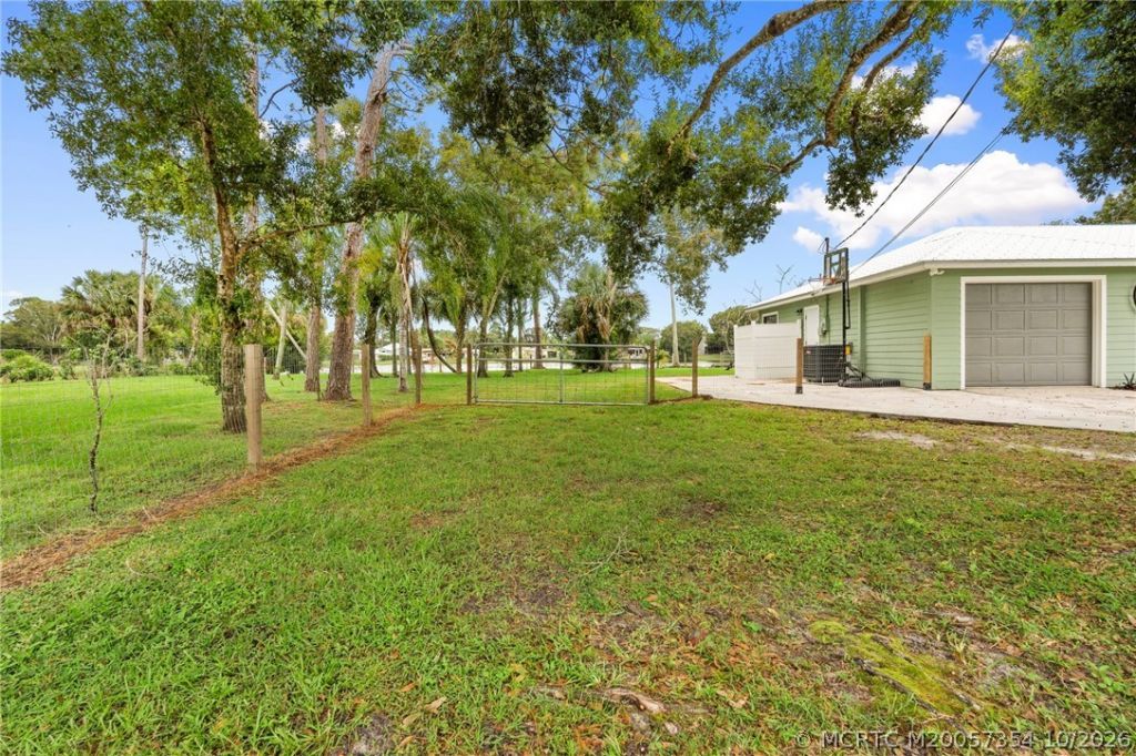7003 Salerno Road , Fort Pierce, FL 34951 Photo