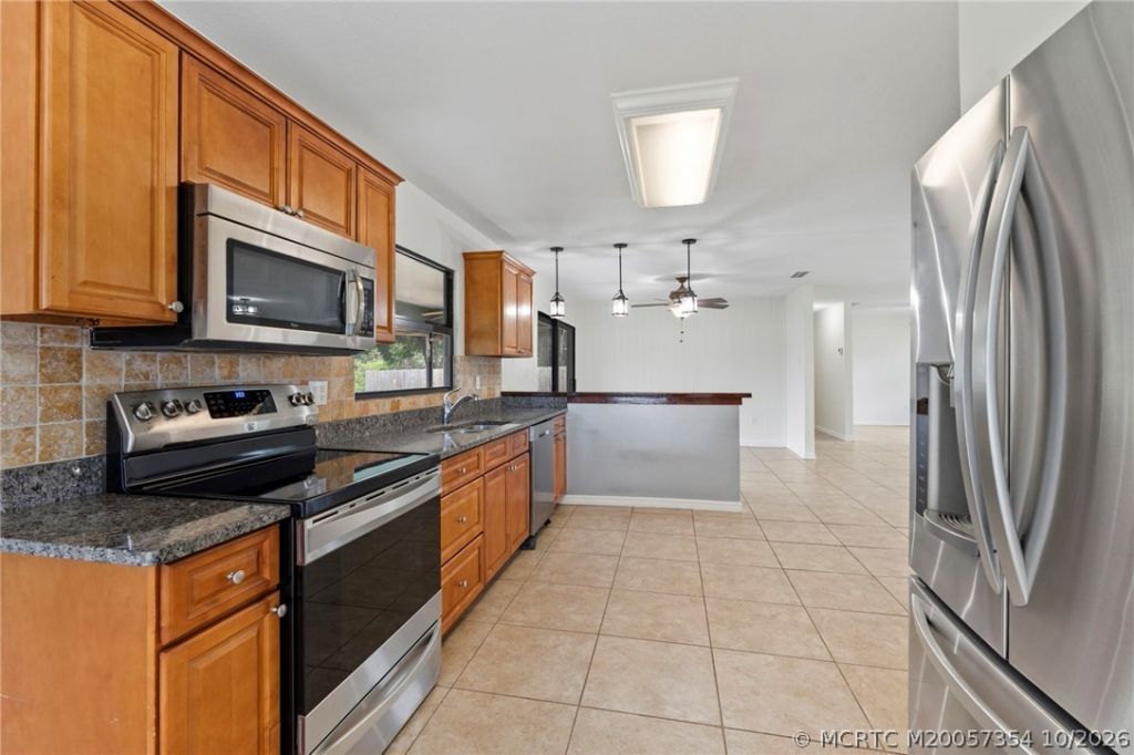 7003 Salerno Road , Fort Pierce, FL 34951 Photo