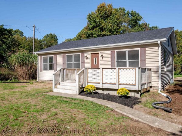 1403 Stateline Road, Niles, MI 49120