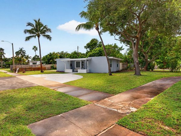 298 Jeffery Street, Boca Raton, FL 33487