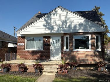 14576 Oceana Avenue , Allen Park, Mi 48101