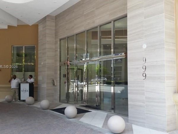 999 SW 1st Ave , Unit 2511, Miami, FL 33130