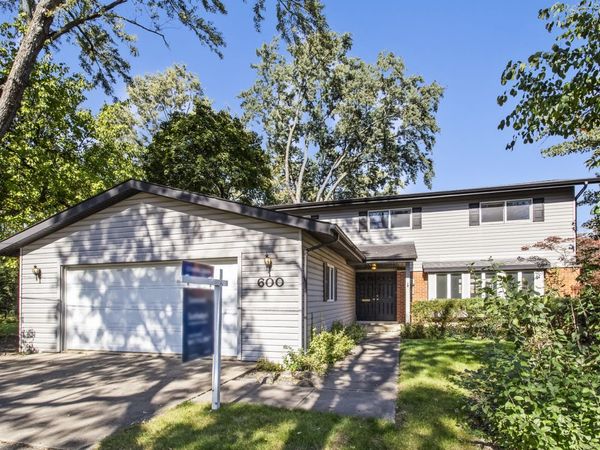 600 Fairway Drive, Glenview, IL 60025