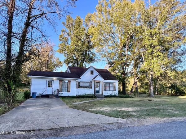 105 Charles Allen Street, Pinola, MS 39149