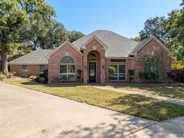 804 Woodbury Court, Keller, TX 76248