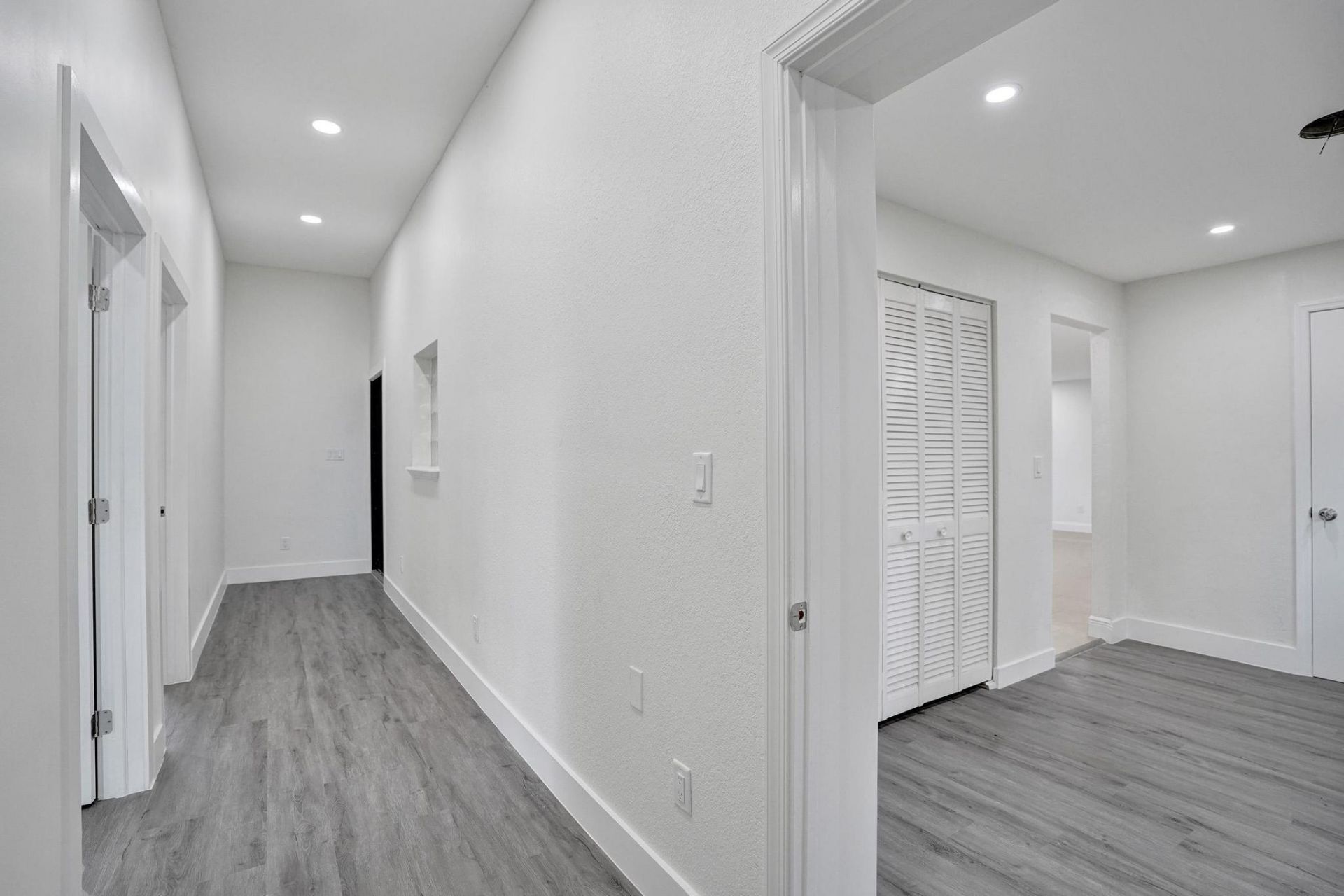 393 Cypress Avenue, West Palm Beach, FL 33415 Photo