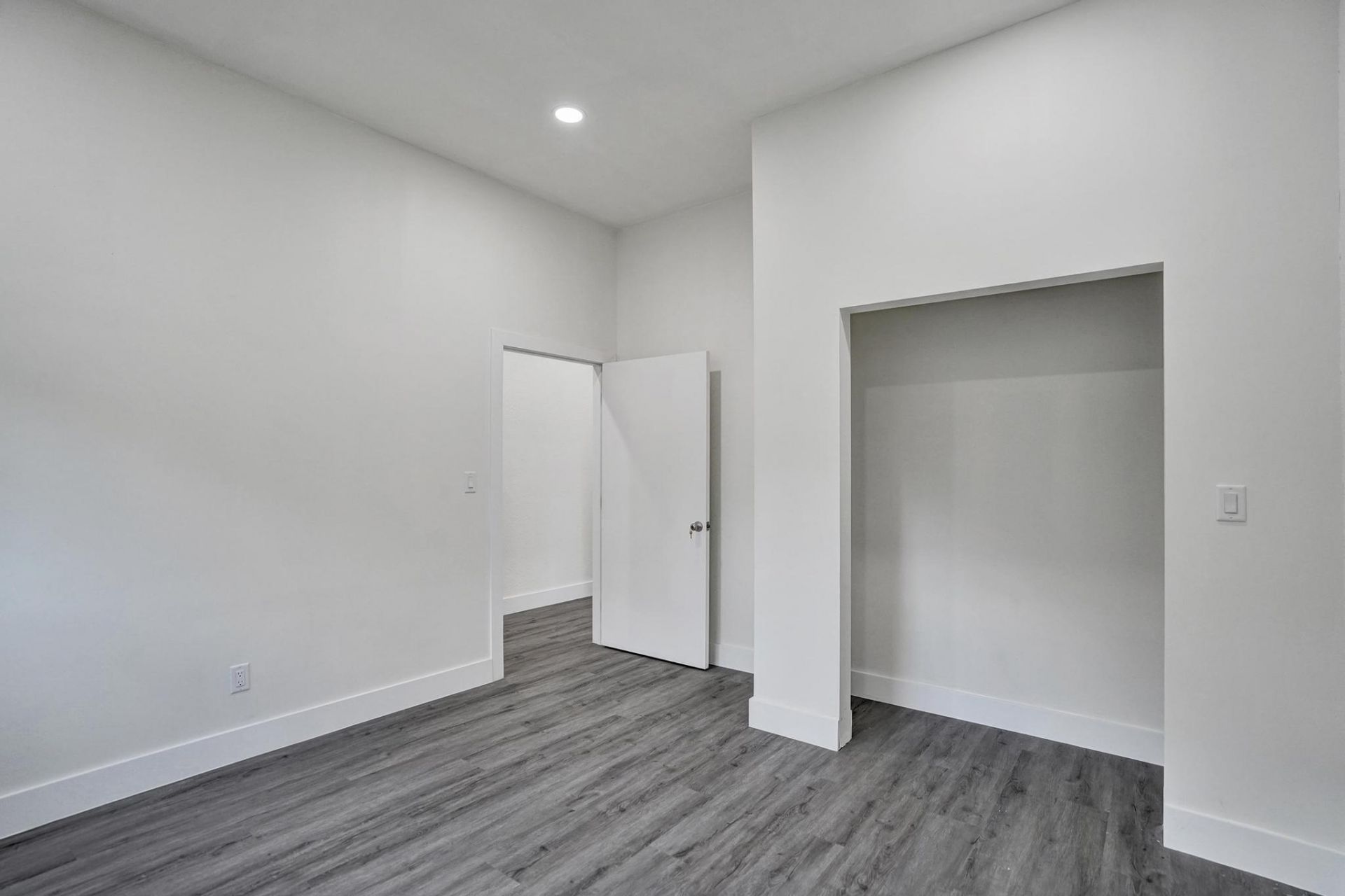 393 Cypress Avenue, West Palm Beach, FL 33415 Photo