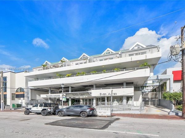 2977 Mcfarlane Rd , Unit 9, Miami, FL 33133
