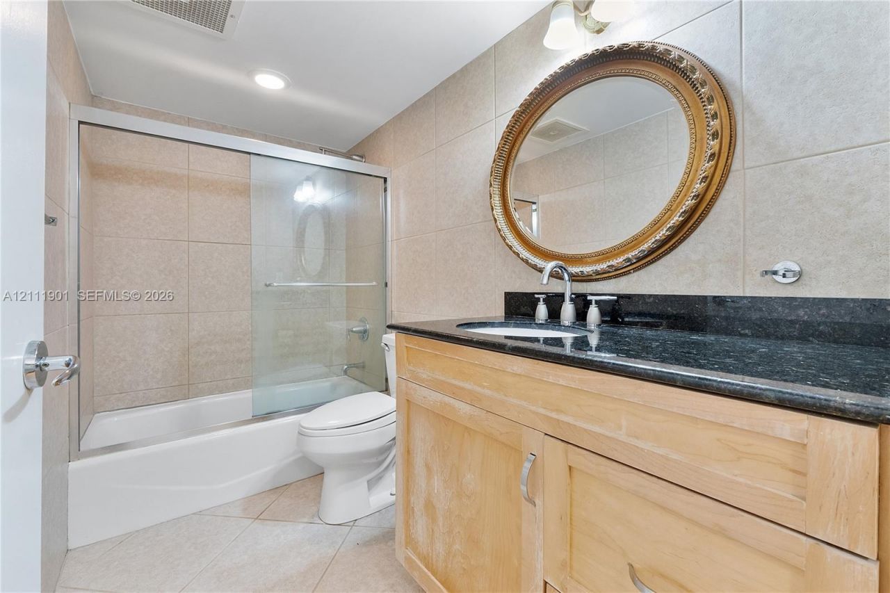2977 Mcfarlane Rd , Unit 9, Miami, FL 33133 Photo
