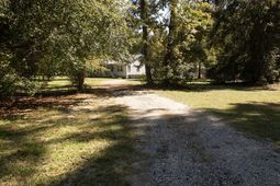 1298 Barracada Road photo 4