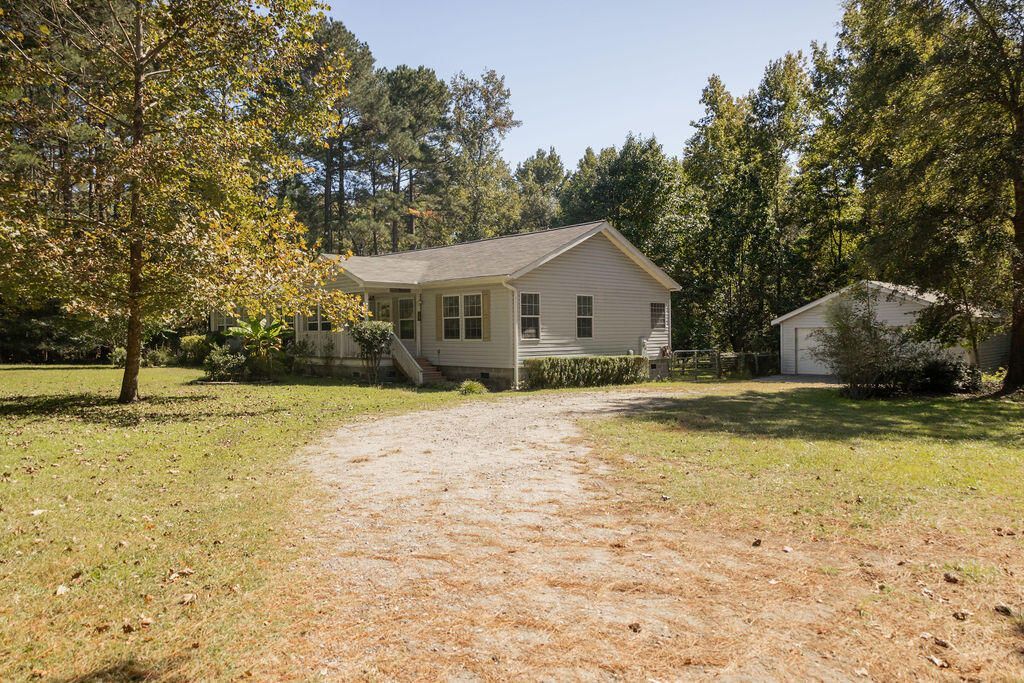 1298 Barracada Road Photo 5