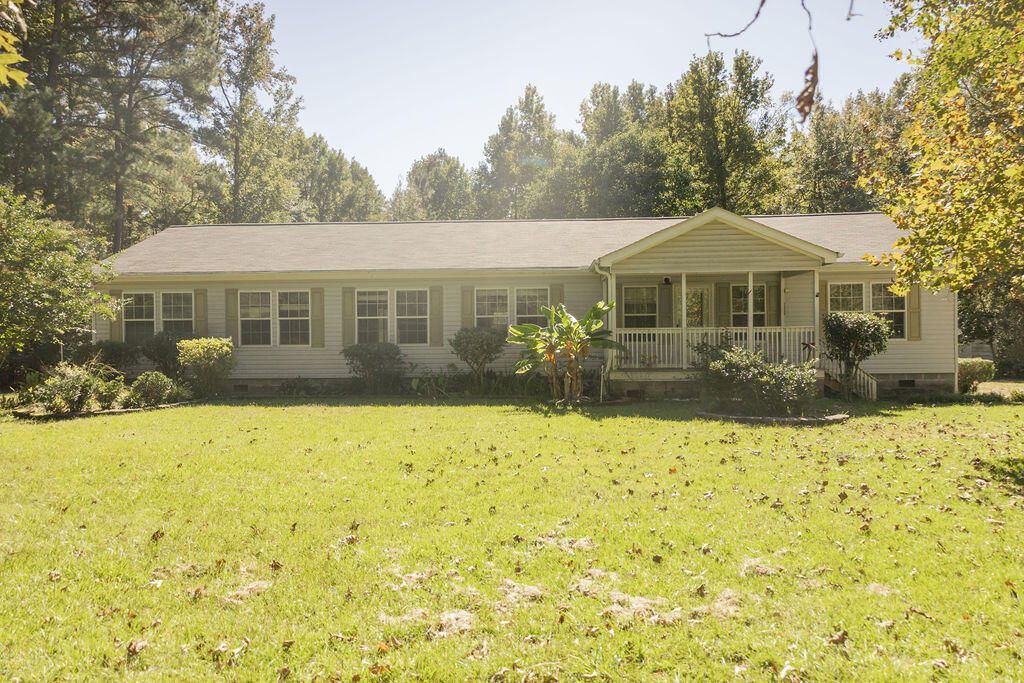 1298 Barracada Road Photo 6