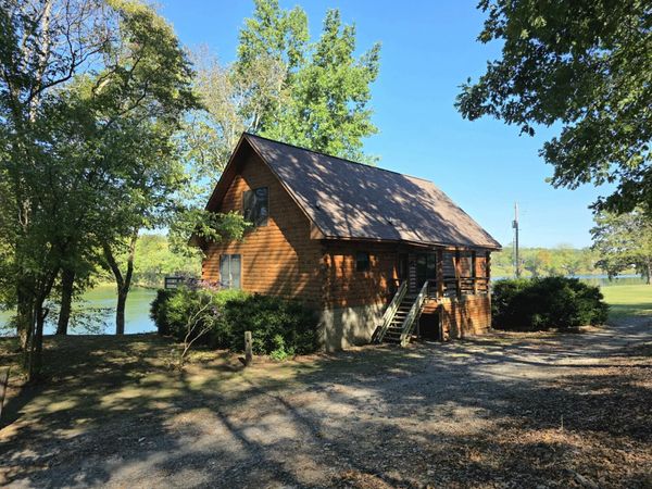290 Sloan Lane, Locust Grove, AR 72550