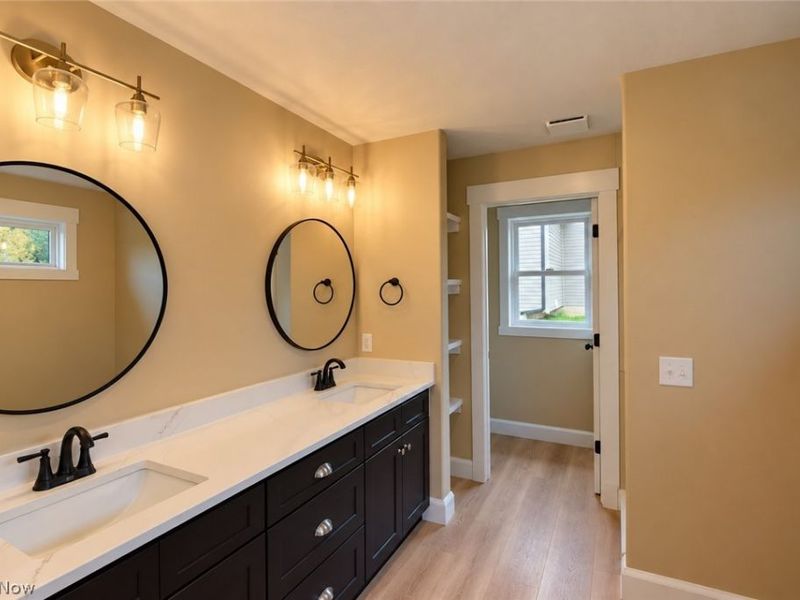 4035 Shelly Lynn Drive, New Middletown, OH 44442 Photo 9