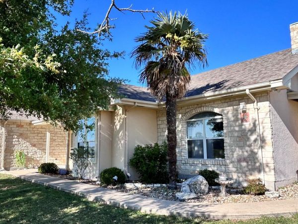 11115 FM 1660 , Hutto, TX 78634
