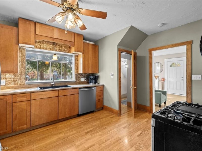 814 Thomas Circle NE, Massillon, OH 44646 Photo 17