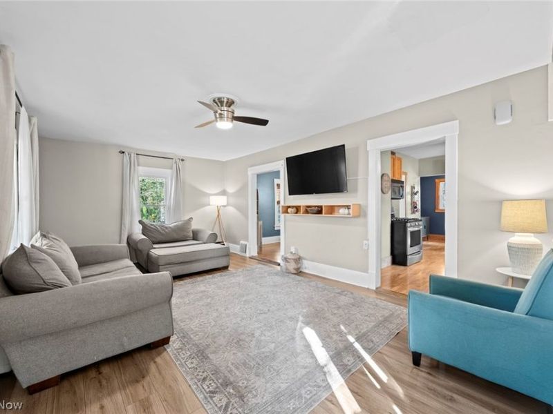 814 Thomas Circle NE, Massillon, OH 44646 Photo 8