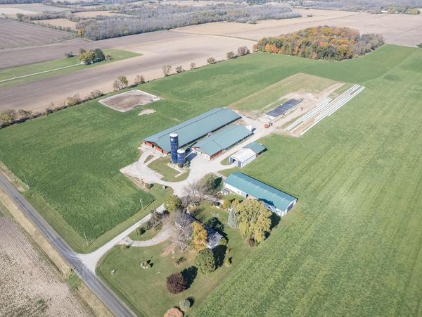 W8496 Long ROAD, Watertown, WI 53098