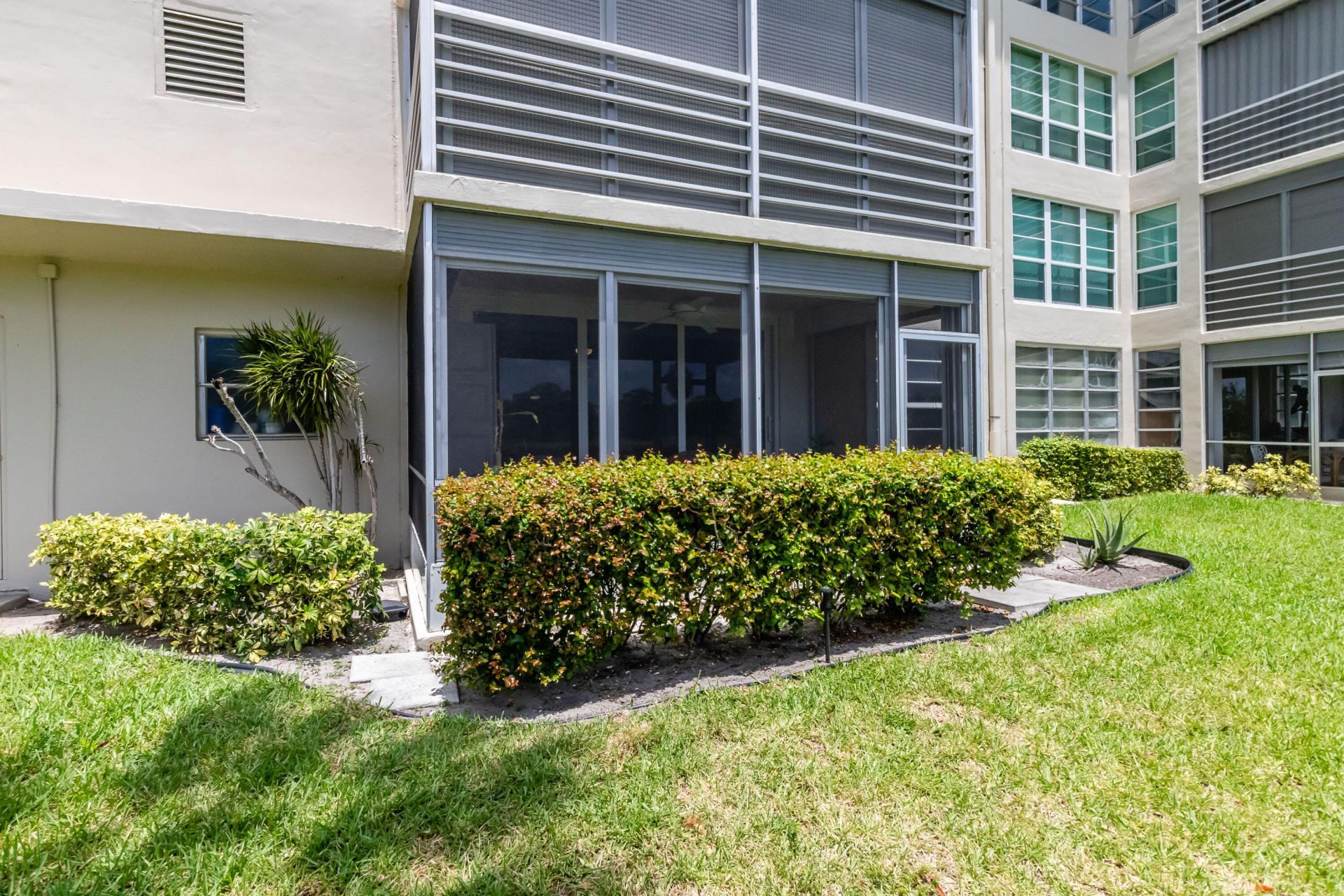 808 Cypress Boulevard, Unit 106, Pompano Beach, FL 33069 Photo