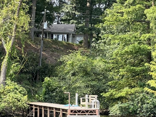 624 Short Creek Rd , Dover, TN 37058
