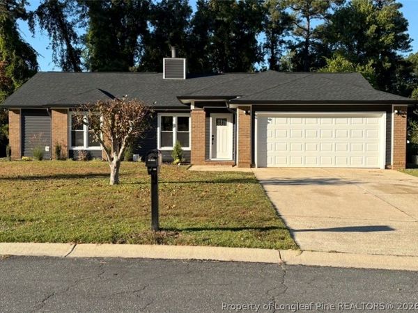 689 Glenola Street , Fayetteville, NC 28311