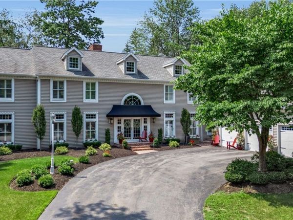 163 Roxbury Park , East Amherst, NY 14051