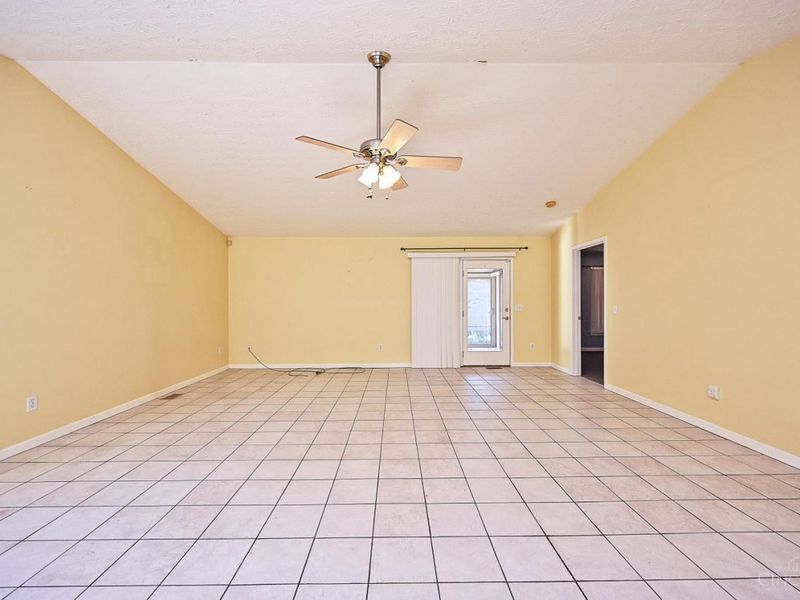 1232 Lisa Renee Drive, Hamilton, OH 45013 Photo 18