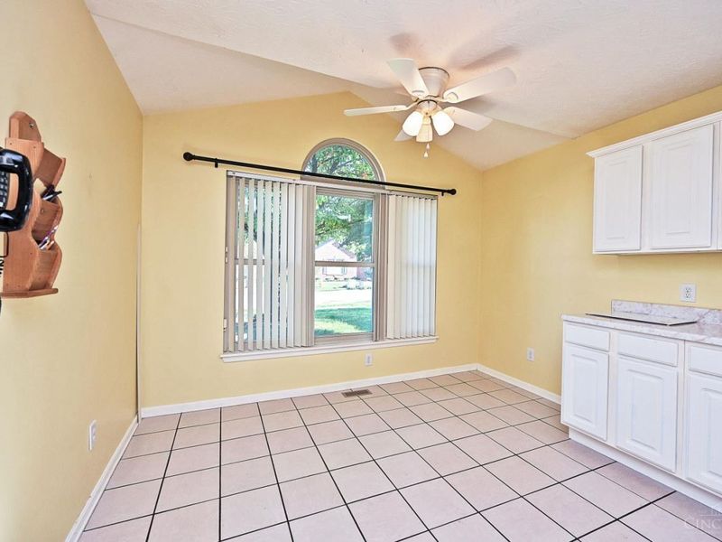 1232 Lisa Renee Drive, Hamilton, OH 45013 Photo 9