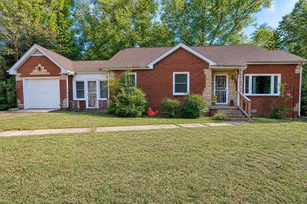 118 Rowland St, Camden, TN 38320 Main Photo