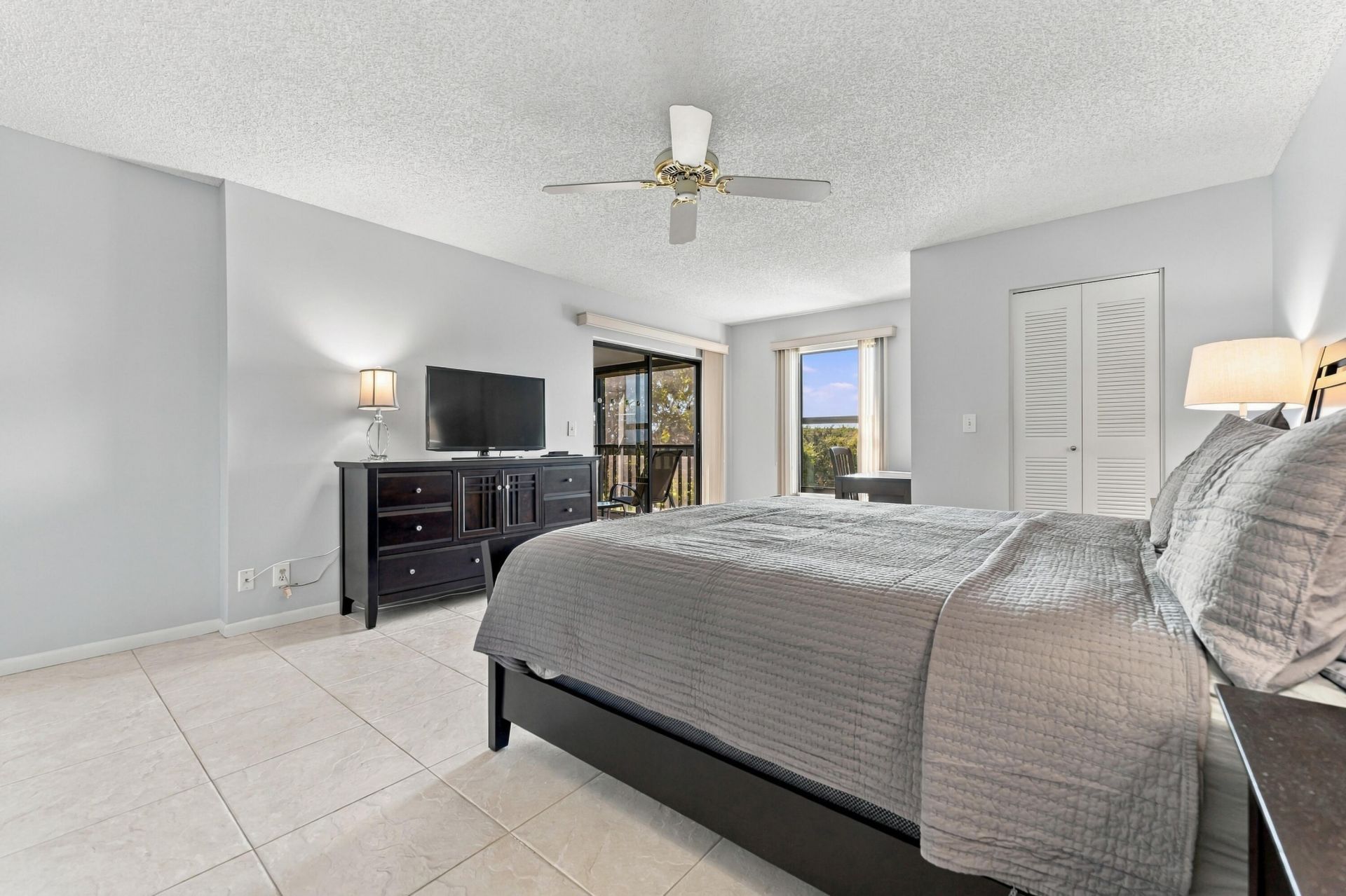 7280 Amberly Lane, Unit 402, Delray Beach, FL 33446 Photo