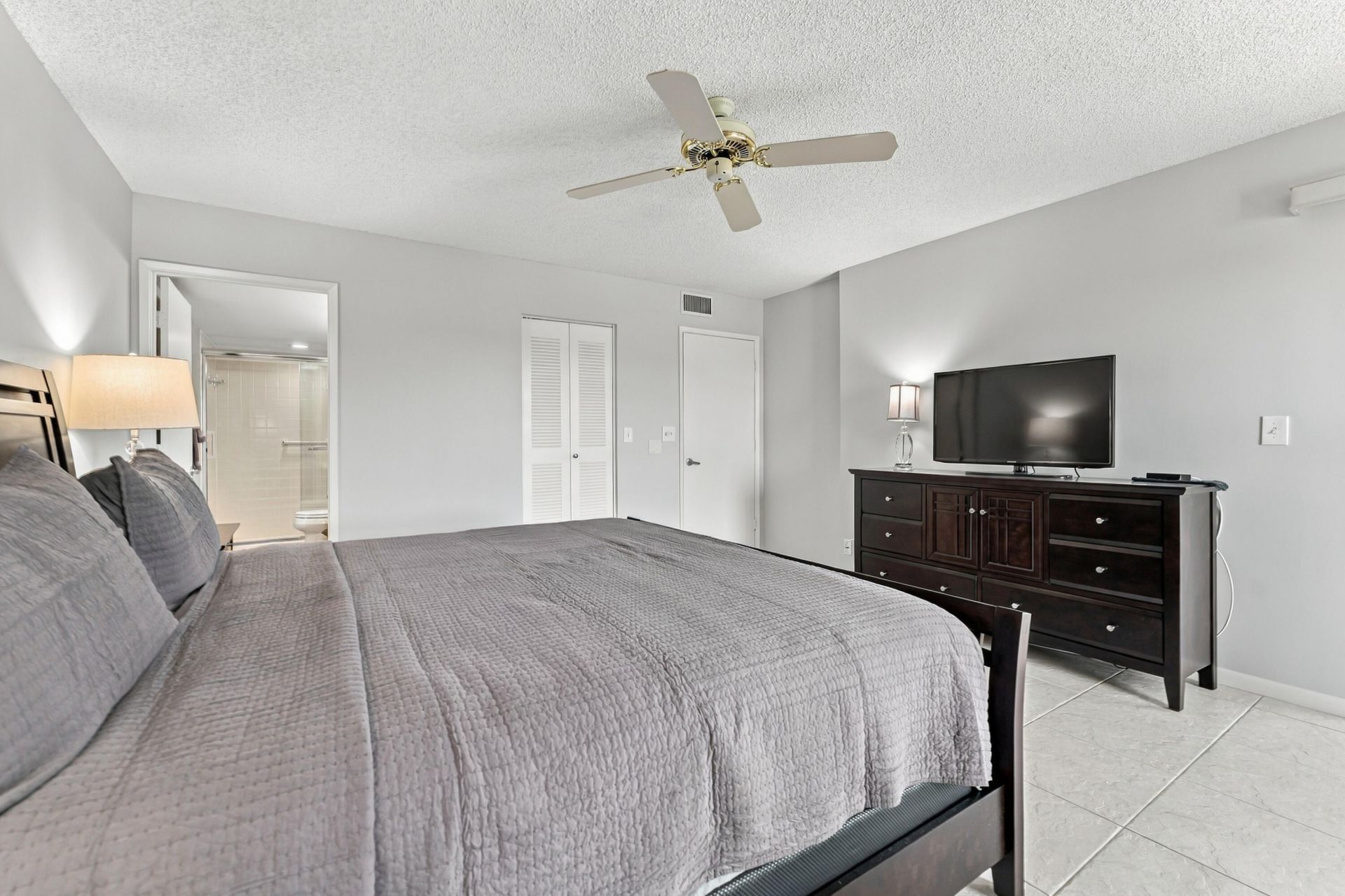 7280 Amberly Lane, Unit 402, Delray Beach, FL 33446 Photo
