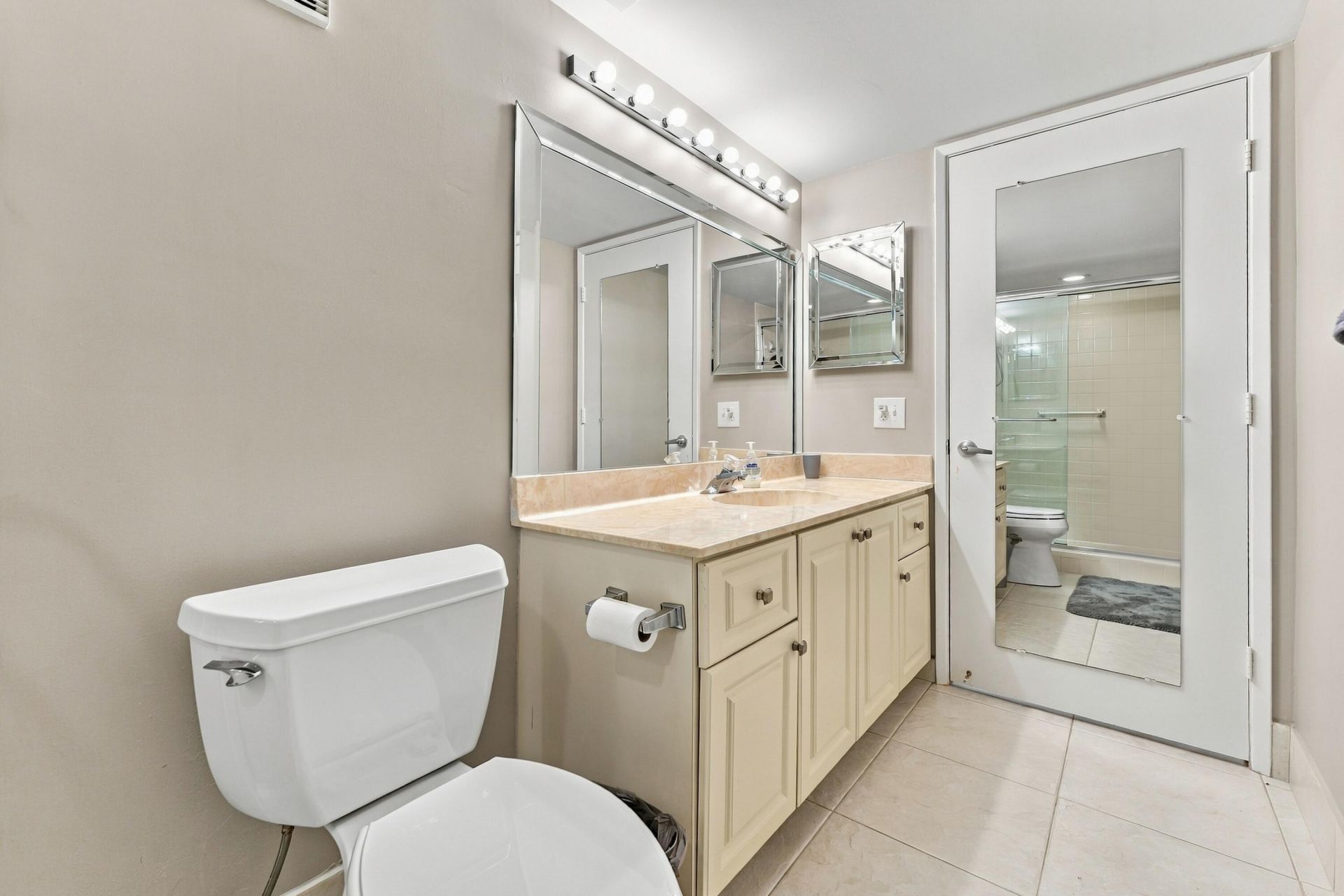 7280 Amberly Lane, Unit 402, Delray Beach, FL 33446 Photo
