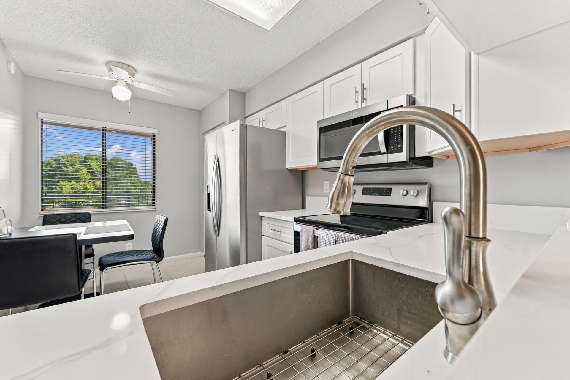 7280 Amberly Lane, Unit 402, Delray Beach, FL 33446 Photo