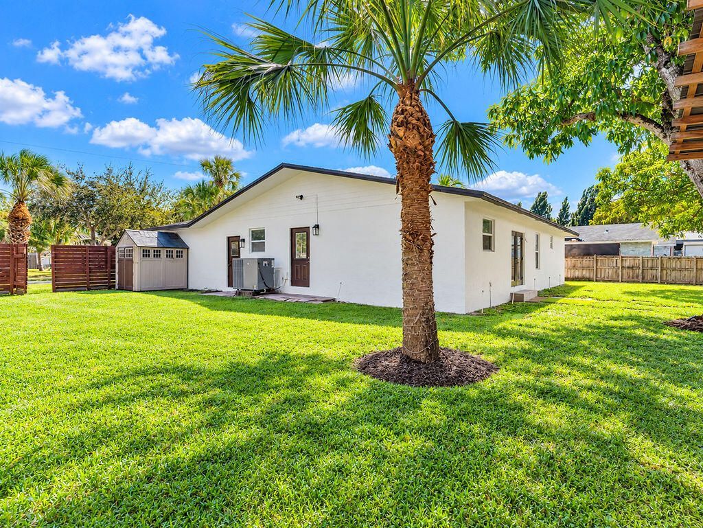 72 W Palm Drive, Unit 0, Margate, FL 33063 Photo