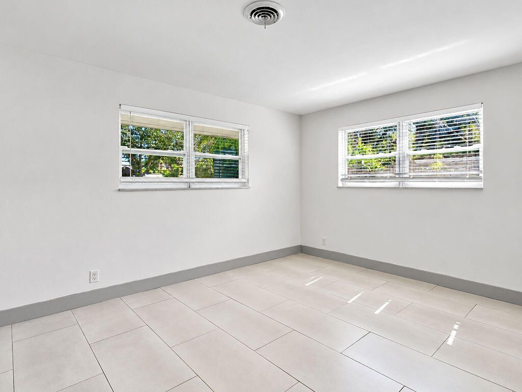 72 W Palm Drive, Unit 0, Margate, FL 33063 Photo