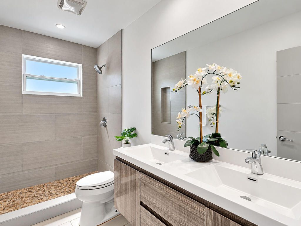 72 W Palm Drive, Unit 0, Margate, FL 33063 Photo
