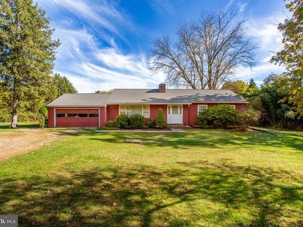 4727 LOWER MOUNTAIN ROAD , NEW HOPE, PA 18938