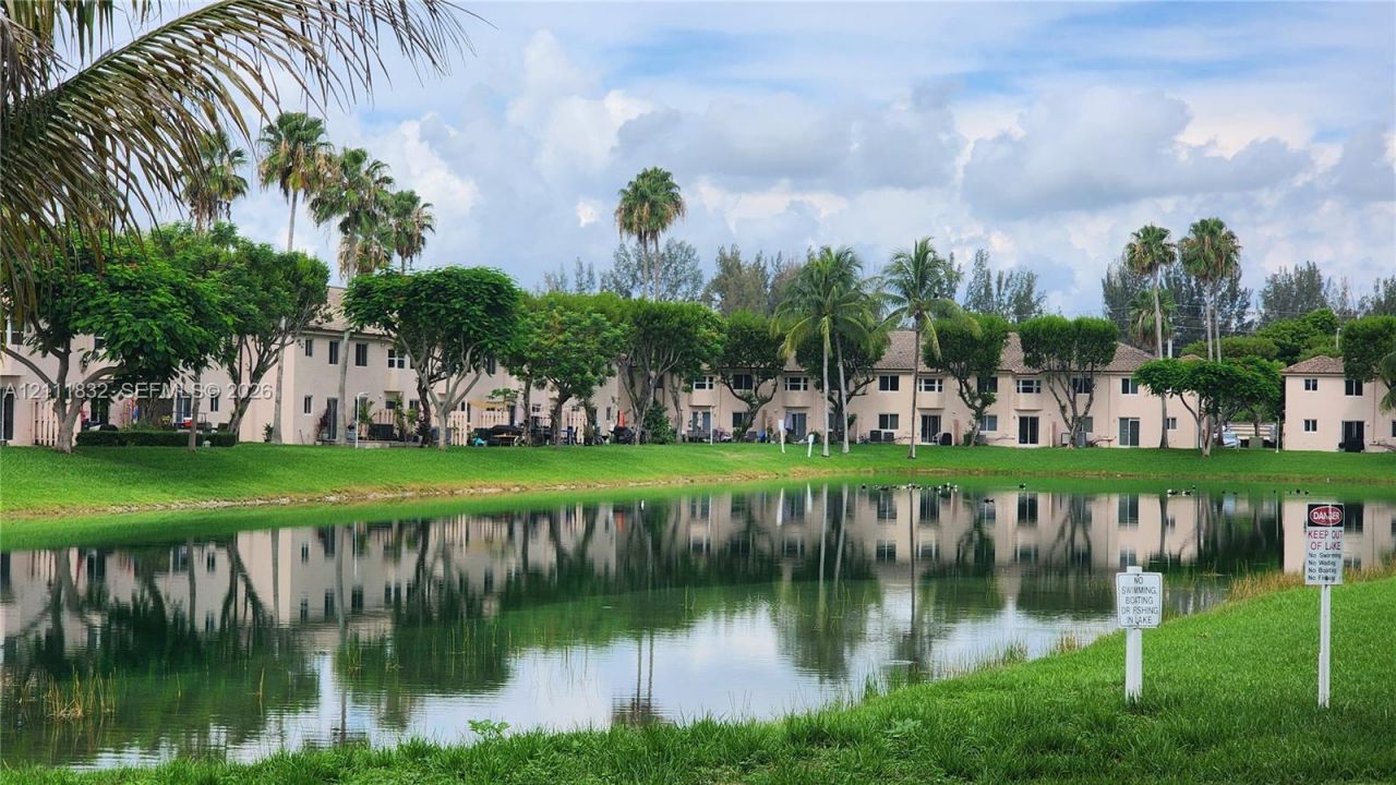 1250 SE 28th Ct , Unit 102, Homestead, FL 33035 Photo